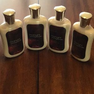 Bath and Body Works Midnight Pomegranate lotion